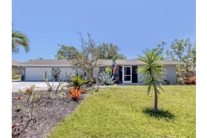 1255 Yacht Club Dr, VENICE