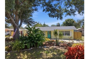 1212 Pineland Ave, VENICE