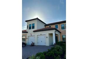 10027 Crooked Creek Dr #201, VENICE