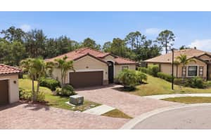 20930 Valore Ct, VENICE