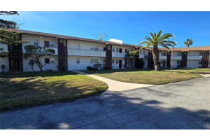 245 Center Rd #104, VENICE