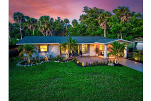 1129 Groveland Ave, VENICE