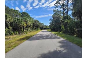 523 Mcdill Dr, PORT CHARLOTTE 523 Mcdill Dr, PORT CHARLOTTE