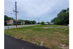 903 N Dixie Fwy, NEW SMYRNA BEACH