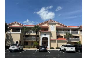 458 Bouchelle Dr #103, NEW SMYRNA BEACH
