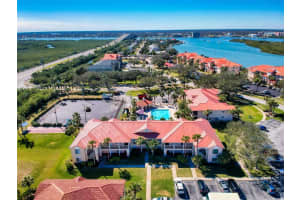 400 Bouchelle Dr #101, NEW SMYRNA BEACH
