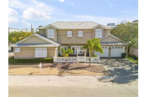 201 S Cooper St, NEW SMYRNA BEACH