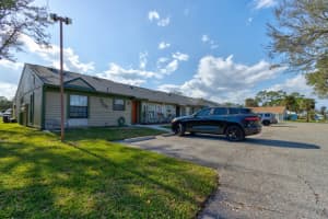 1140 Fairvilla Dr, NEW SMYRNA BEACH