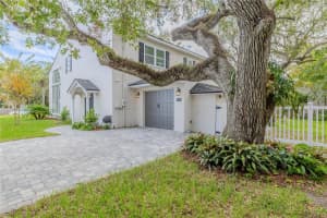 111 Esther St, NEW SMYRNA BEACH