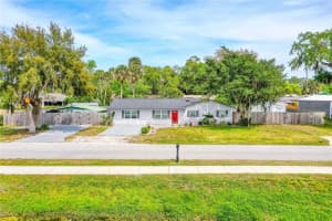 2809 Lime Tree Dr, EDGEWATER