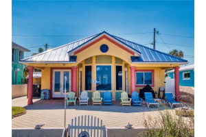 811 N Atlantic Ave, NEW SMYRNA BEACH