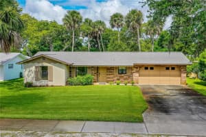 724 S Cooper St, NEW SMYRNA BEACH