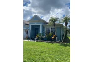 760 Bryson Loop, LAKELAND