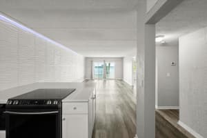 411 N Halifax Ave #212, DAYTONA BEACH