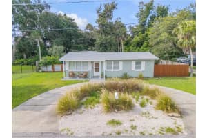 124 Hardin Pl, EDGEWATER