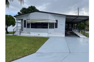 4355 Cedar Way, EDGEWATER
