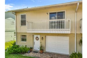 717 Laurel Bay Cir, NEW SMYRNA BEACH