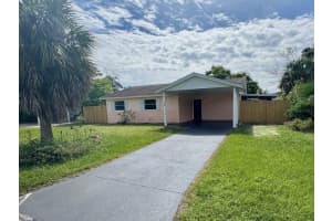 124 Orange Ave, EDGEWATER