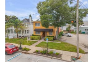 106 Live Oak St, NEW SMYRNA BEACH