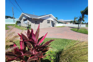 105 Desoto Dr, NEW SMYRNA BEACH