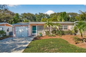 810 E 9th Ave, NEW SMYRNA BEACH