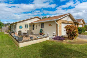 417 Falcon Ave, EDGEWATER