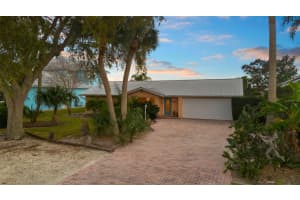 33 Cunningham Dr, NEW SMYRNA BEACH