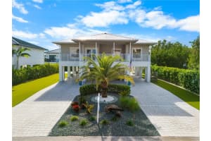 227 Corsair Rd, MARATHON