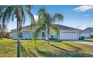 2563 Sheffield Dr, DELTONA