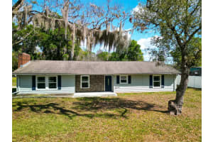 975 N Boston Ave, DELAND