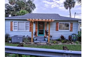 69 E Bayshore Dr, PORT ORANGE