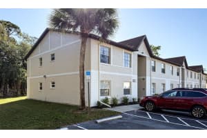 420 Banana Cay Dr #a, SOUTH DAYTONA