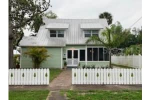 303 Mary Ave #3, NEW SMYRNA BEACH