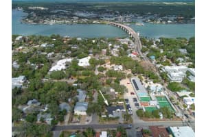 200 S Pine St, NEW SMYRNA BEACH 200 S Pine St, NEW SMYRNA BEACH