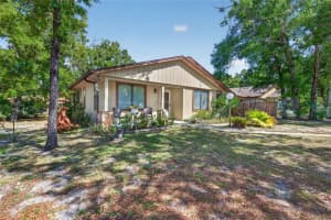 10 Lakepoint Cir, PORT ORANGE