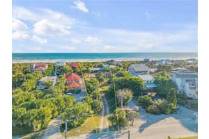 1707 Beacon St, NEW SMYRNA BEACH