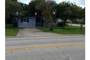 673 E Church Ave , LONGWOOD