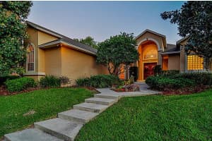437 W Palm Valley Dr , OVIEDO
