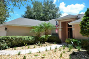 1041 Vassar Dr , EUSTIS