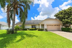 5808 Loma Vista Dr W, DAVENPORT