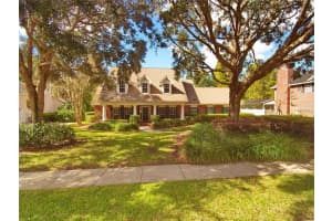 454 W Palm Valley Dr, OVIEDO