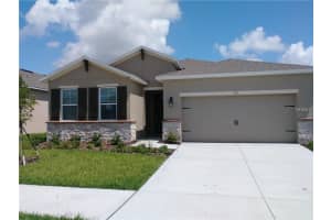 196 Waterside Cir, WINTER HAVEN