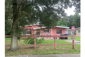 158 E Cleveland St, APOPKA