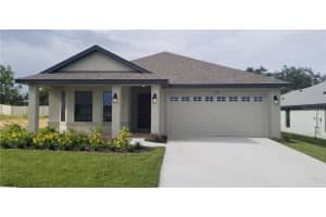 140 Bergamot Loop, DAVENPORT