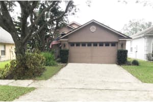 207 Easton Cir, OVIEDO