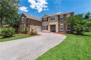 145 Doe Run Dr, WINTER GARDEN