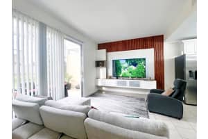 2023 Grand Oak Dr, KISSIMMEE