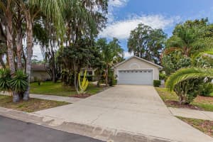 634 Astoria Dr, DELAND
