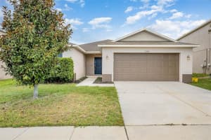 13513 Laranja St, CLERMONT