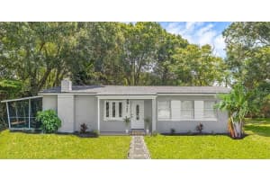 725 Bonnie Cir, MELBOURNE